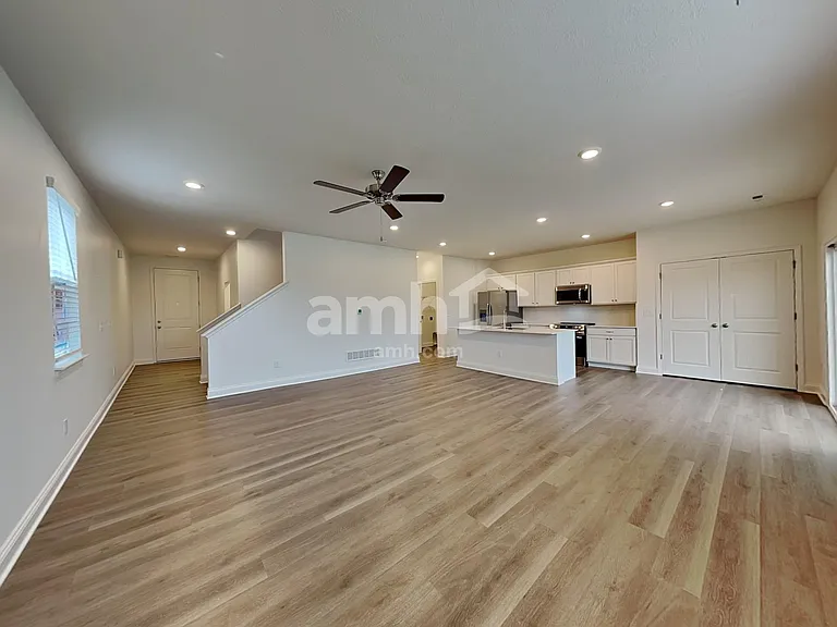 9199 Henley Ave — Photo 5
