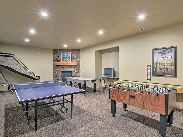 3524 N Fox Run Dr #1 — Photo 4