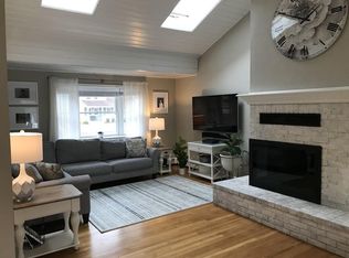 6 Castle Rd, North Reading, MA 01864