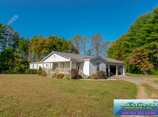 129 Summer Set Ln, Independence, VA 24348