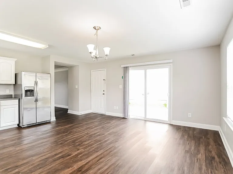 4500 Red Hook Rd — Photo 8