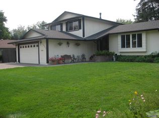 1047 E Greenbrae Dr, Sparks, NV