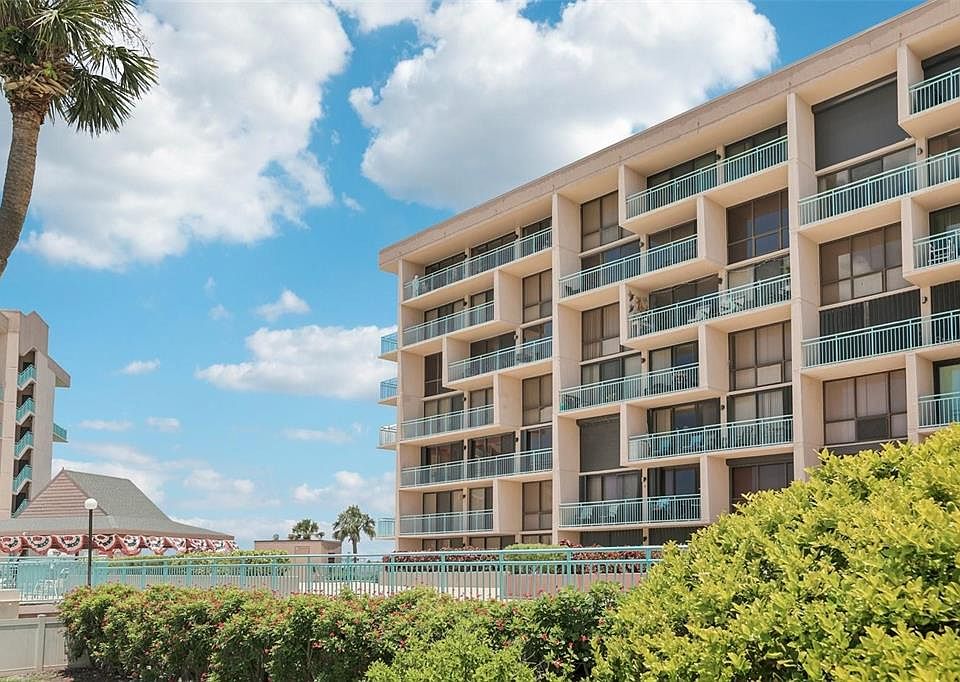 1st image of 1 Key Capri APT 302E