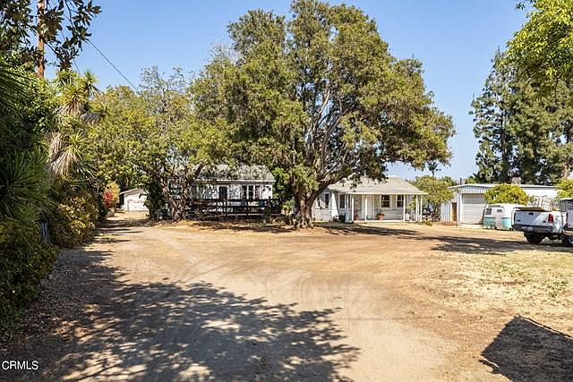 1st image of 168 Loma Dr