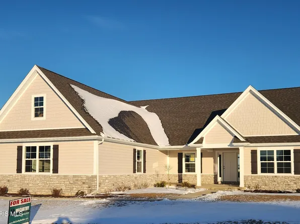 25240 John F McCarthy Way #157, Perrysburg, OH 43551