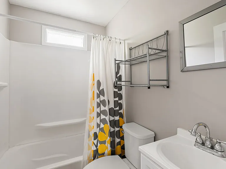 5424 Oakmont Cir — Photo 1