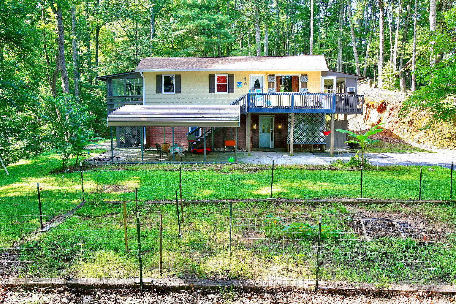 6809 Hofawger Rd photo 1