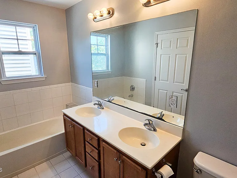 380 Radio Rd #A3 — Photo 38