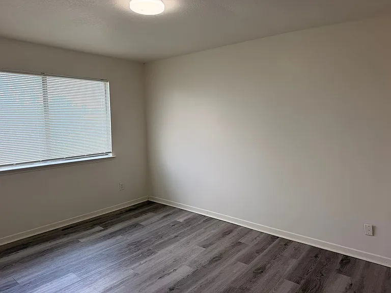 5138 Lance St — Photo 5