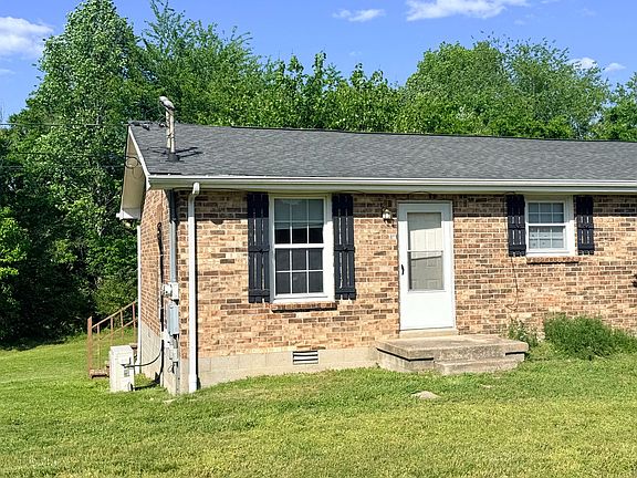 3rd image of 2121 Bracey Cir #7812D802F