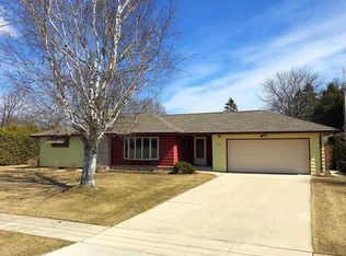 4070 Lancer Cir, Manitowoc, WI 54220