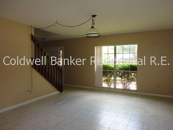 5th image of 532 Oak Creek Dr
