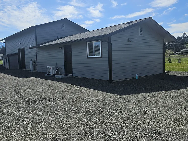 120 Marlo Dr — Photo 2