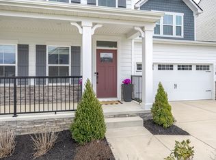 807 Raintree Dr, Smyrna, TN 37167