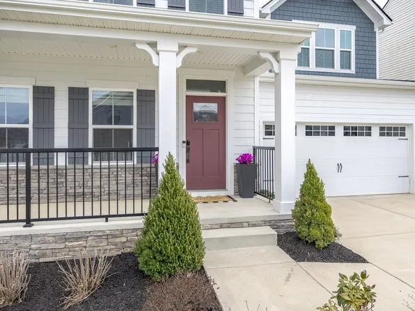 807 Raintree Dr, Smyrna, TN 37167