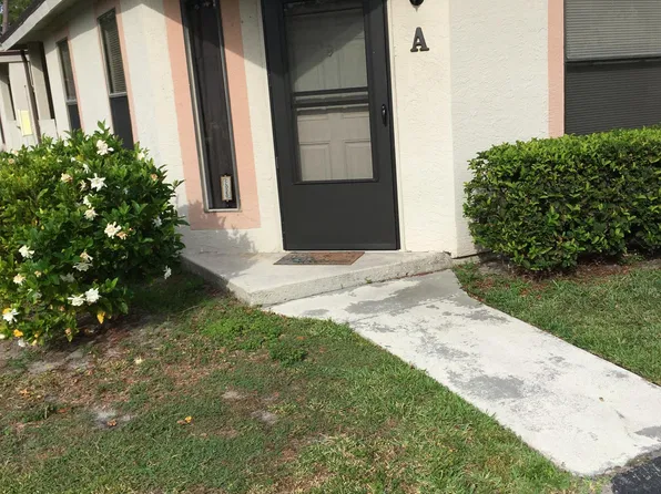 2824 Stoneway Ln APT A, Fort Pierce, FL 34982