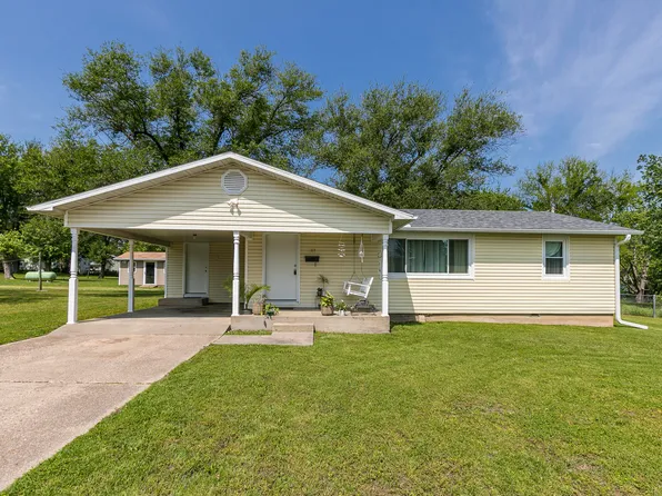 707 S Elgin Avenue, Bolivar, MO 65613
