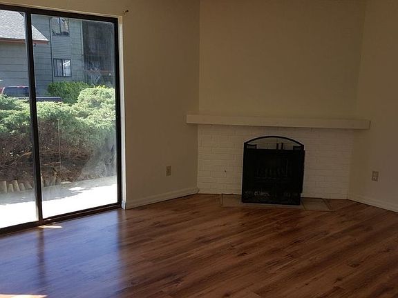 2nd image of 270 SE Barrington Dr #104