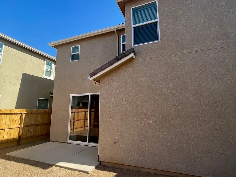 1109 Elevations Way W — Photo 36