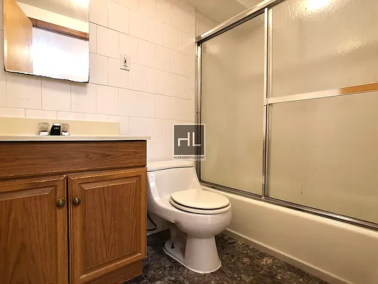 Rented by Highline Residential | media 8