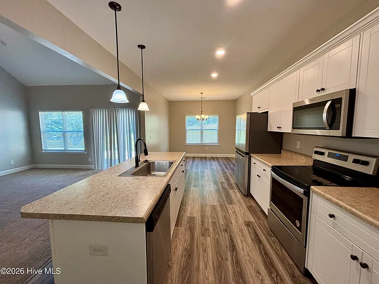 214 McDuffie Cir — Photo 11