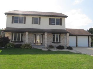 3851 Stoneybrook Dr, Racine, WI 53403