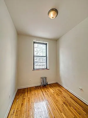 Rented by Jonis Realty | media 5