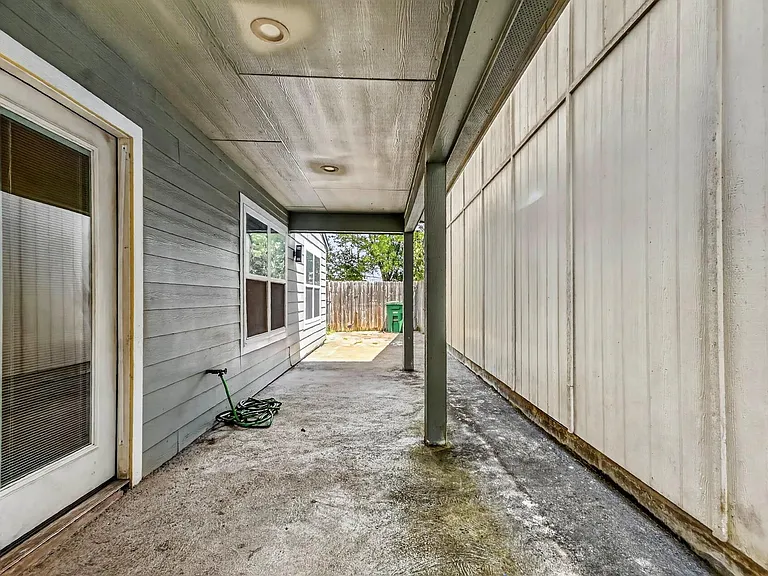 4530 Stanford Ct — Photo 21