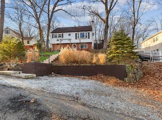 2 Roger Ave, Wanaque Boro, NJ 07420