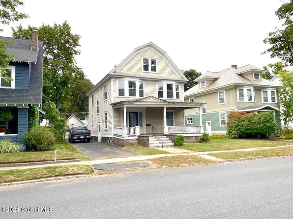 23 Coolidge Avenue, Glens Falls, NY 12801