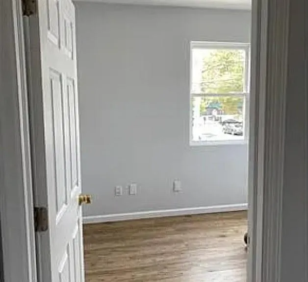 3002 Voorhies Ave #2F — Photo 4