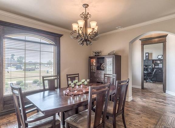 4th image of 6522 N Oakwood Cir