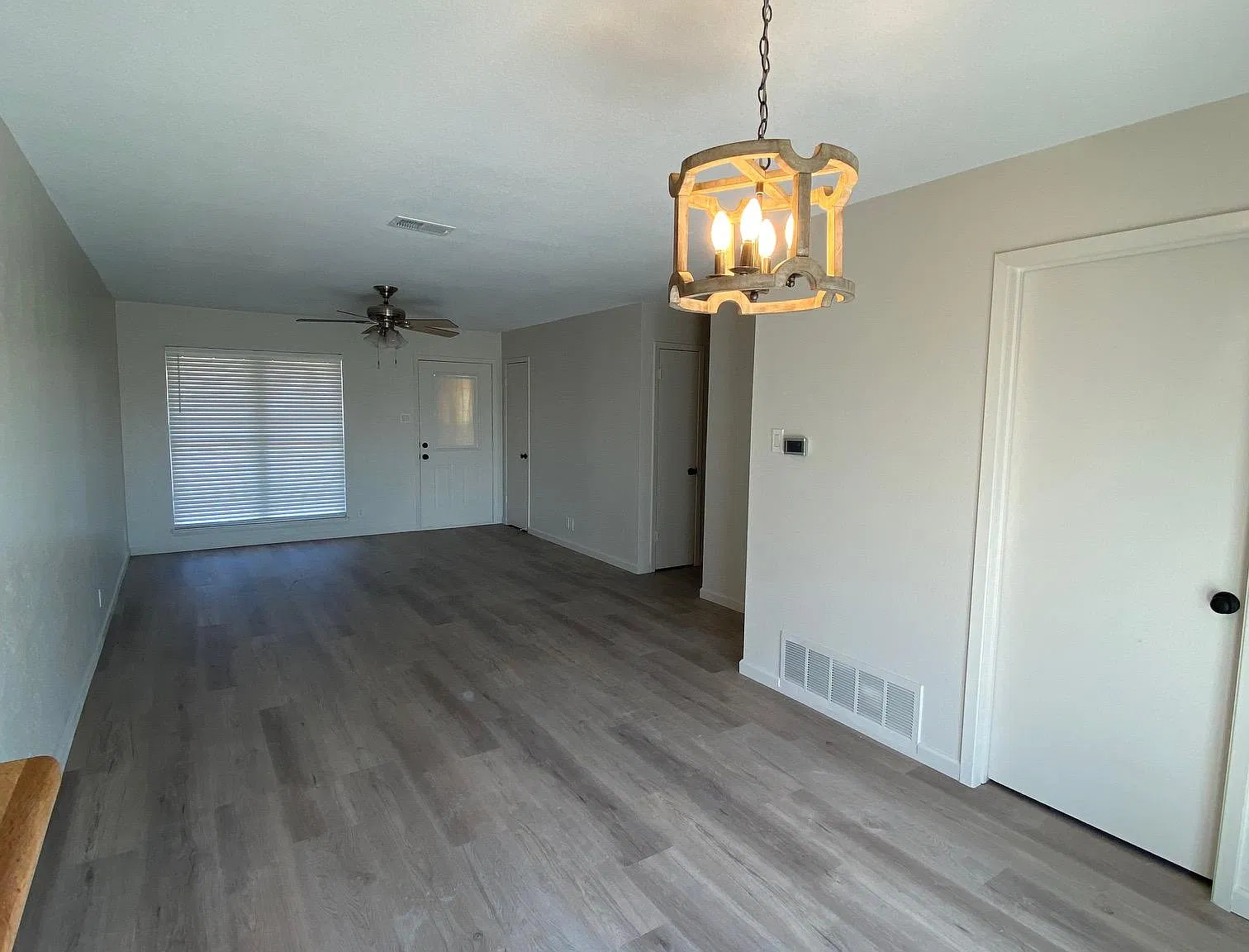 3 bed, 1148 sqft, $1,295 — Photo 2