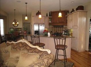 2419 N Fairway Ln, Derby, KS 67037