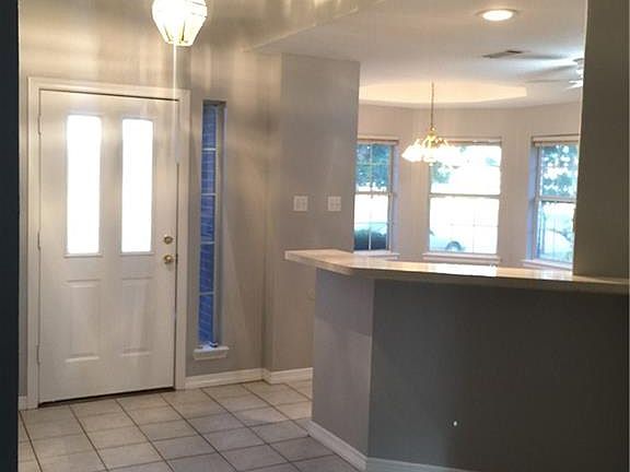 3rd image of 511 Columbia Ave