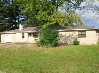 2 Opal St, Ward, AR 72176