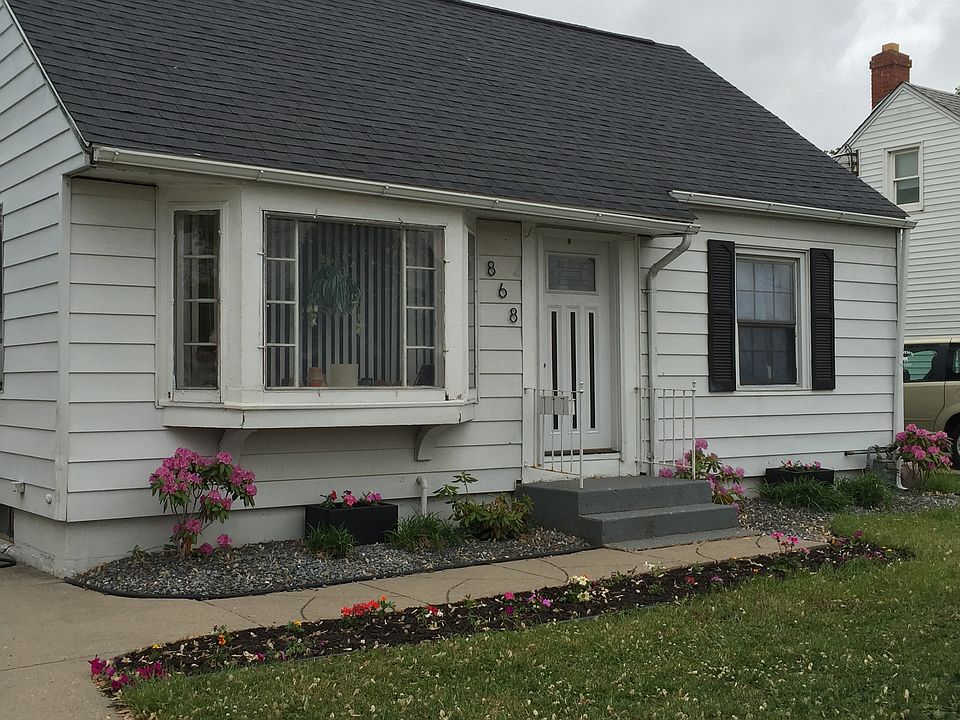 1st image of 868 Cleveland Dr