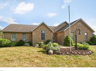 18297 Edwards Rd, Doylestown, OH 44230