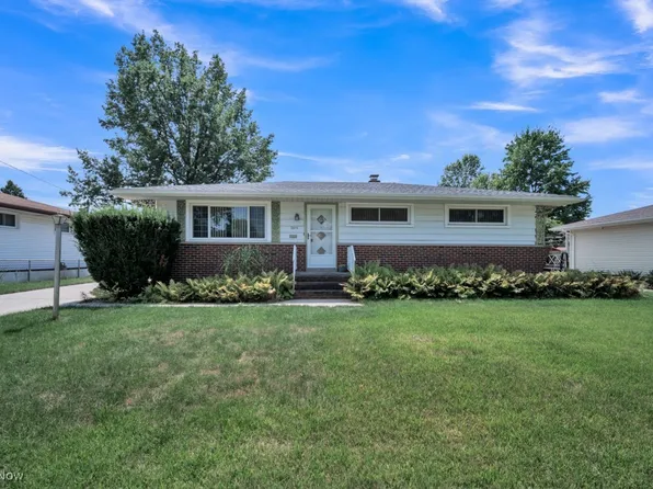 3611 Jeanne Dr, Parma, OH 44134