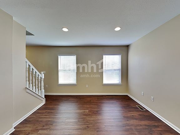 4th image of 10311 Charleston Ln