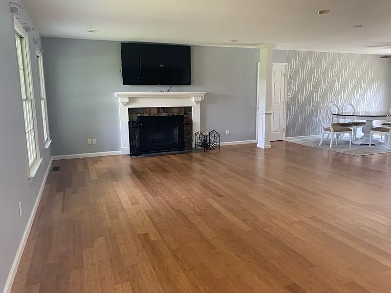4 bed, 2600 sqft, $2,400 — Photo 3