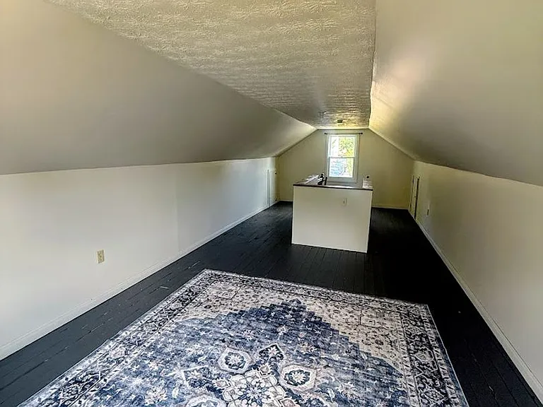 601 Melrose Pl NE — Photo 11