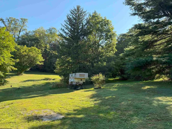 109 Knapp St, Elkins, WV 26241