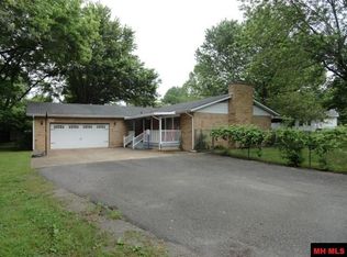 1119 Meadowcrest Dr, Mountain Home, AR 72653