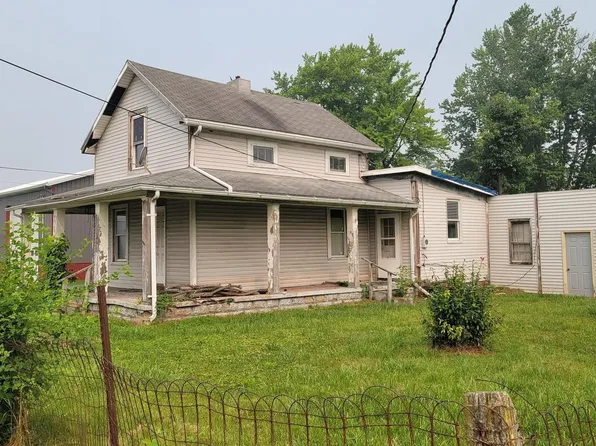 404 Railroad St, Huntington, IN 46750