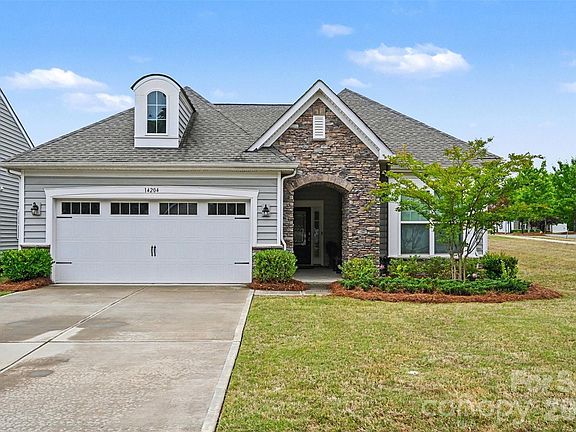 2nd image of 14204 Southbridge Forest Dr