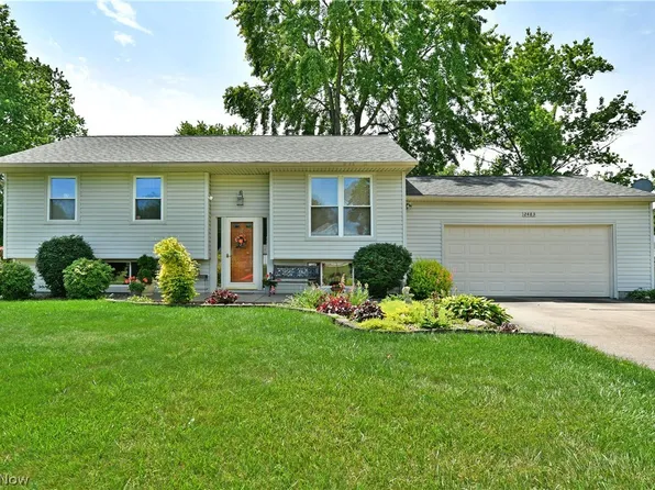 2483 Trentwood Dr SE, Warren, OH 44484
