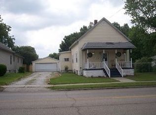 711 N Springfield St, Virden, IL 62690