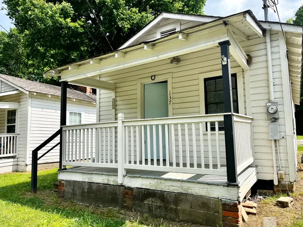 137 W Woodland Rd, Florence, AL 35630