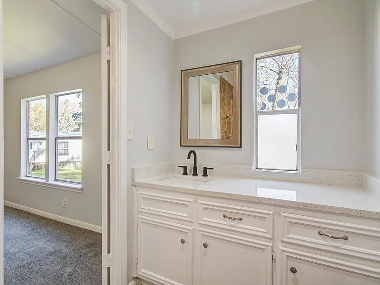 13419 Commander Cir — Photo 14